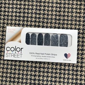 Color Street Moon River nail strips